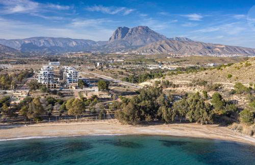 Lovely Oasis Allon Bay - Premium 100 mt to the sea - Foto 19