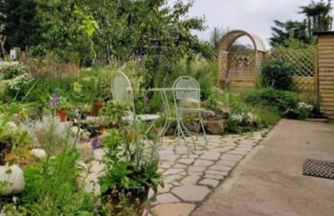 2bed Cabin w/ Parking Near Snowdonia National Park - Photo 22