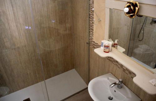 Casa Camilla City - Photo 20