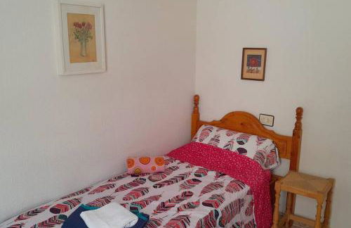 Between Beach & Center - Photo 17