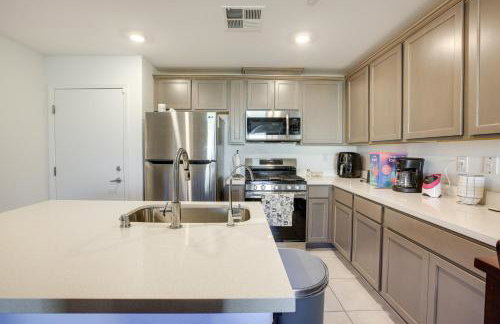 Comfy Las Vegas Retreat about 7 Mi to The Strip! - Foto 9