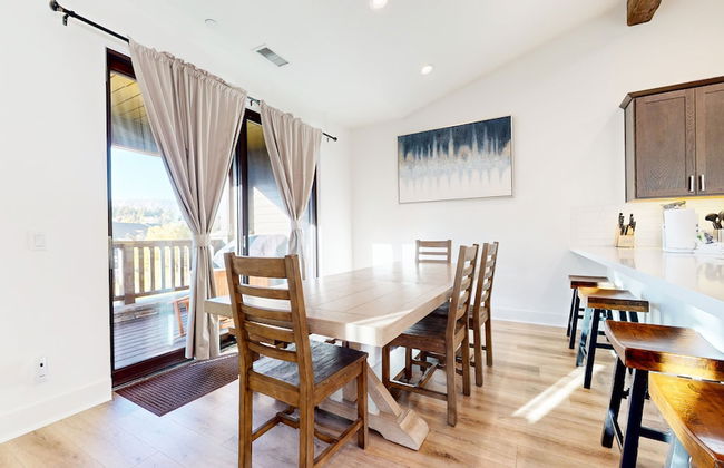 An Adventure of a Lifetime- 3 Bdr, 5 Min to Skiing - Foto 3