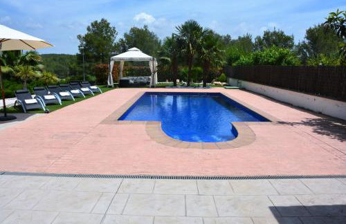 Villa Sitges La Calma 10 minutes drive Sitges 2 minutes walk Garraf Park AC - Photo 10