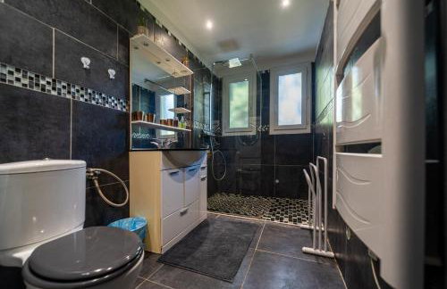 Chambre d'hôtes les Angles 30133 Possibilité jacuzzi - Foto 18