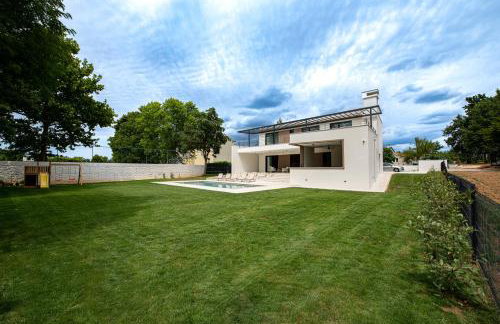 Luksuzna Villa Castanea s privatnim bazenom i wellnesom u srcu Istre - Photo 13