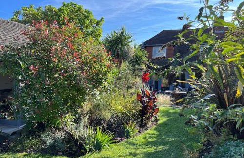 Aubrey Cottage - Photo 3