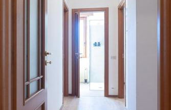 Three bedroom Central flat Near train station - Foto 17