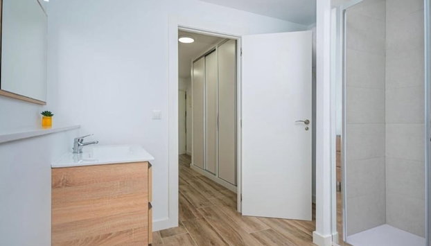 Vive la Vila Cozy Apartment by the Beach - Foto 4, Servicios del cuarto de baño