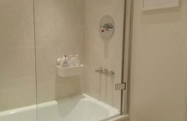 Beautiful apartment in London with Free Underground Parking - Foto 17