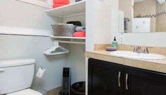 #StayinMyDistrict Hyde Park Down - Photo 4