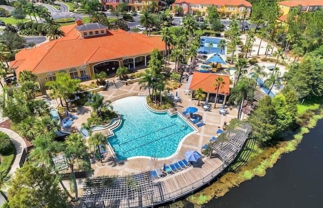 3br, 2.5ba Townhome W/ Lake View, Sunny Rear Yard 3 Bedroom Townhouse by RedAwning - Foto 17