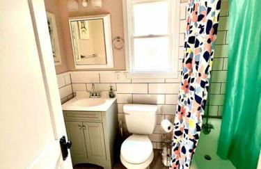 Newly Renovated 3-Bedroom Beechmont Home - Foto 12