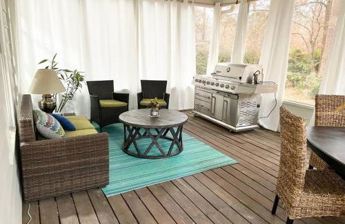 Colonial Stay- 7 BR-up to 14 Guests - Foto 9