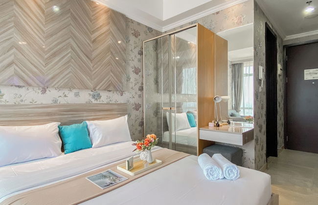 Good Deal And Scenic Studio At Menteng Park Apartment - Photo 1