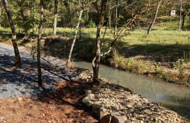 Livin on the Edge Cabin in Albert Pike, Beautiful! - Foto 58