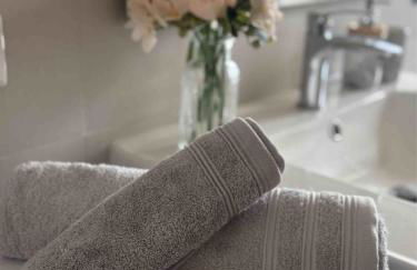 Simona Home Milano -Bocconi,Naviglio,Duomo,Milano-Cortina,IEO,IULM,Assago Forum - Foto 37