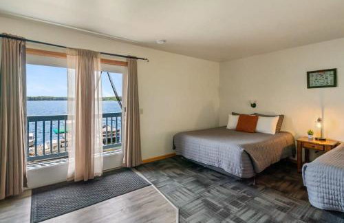 3 Combined Private Lakeside Studios - Upper Level - Foto 11