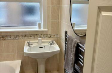 Southend city Escape, SS1, High St and beach are steps away - Foto 14