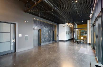 Modern Condo for 6 with Rooftop & Gym Near DT - Foto 22