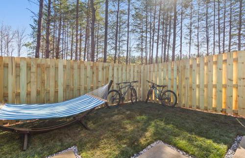 Secluded Tiny Home in Exclusive Paris Mountain! - Foto 7