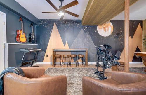 The Mountain Muse - Music, Games, HotTub, Sleeps12, PetsOk - Foto 17