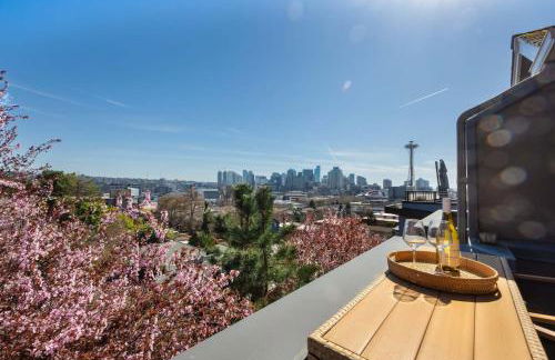 Queen Anne Secret Garden Space Needle & City Skylight View - Foto 1