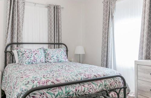 Stylish 3br Cozy Home 10min Drive from ND! - Foto 17