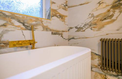 Lilys Pink House - Photo 76