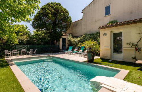 Big House - Parking Privée - Piscine - Wifi - tout équipée - Foto 47