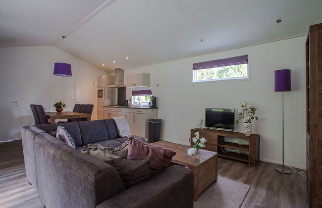 Beautiful House With Covered Terrace, Located in a Holiday Park in Rhenen - Photo 64