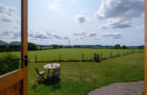 The Acorn - Luxury Shepherds Hut hot tub panoramic views - Foto 6
