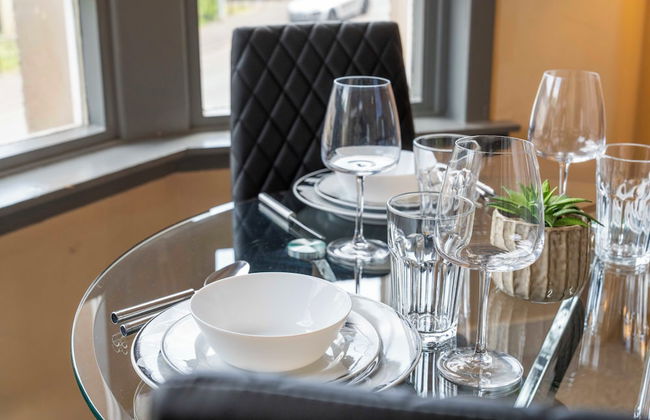 Warm Cosy Family Home With Free Parking - Foto 18