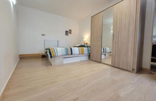 Appartement entier au rez- de- chaussée - Foto 2