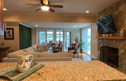 Palms in Paradise 2 Docks & Steps into Lake Murray - Foto 23