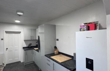 Charming 2 bed Victorian Home - Foto 16