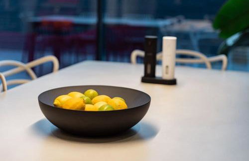 The Bowie is a David Bowie themed Smart House - Foto 14