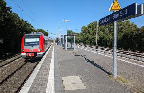 Charming top-floor apartment - Photo 28