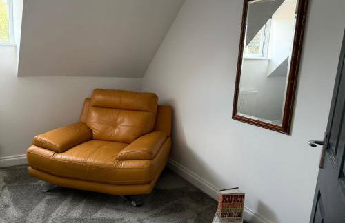 Home away Tamworth Staffordshire 4 Bedroom 3 Bathroom - Semi Detached House - Foto 50