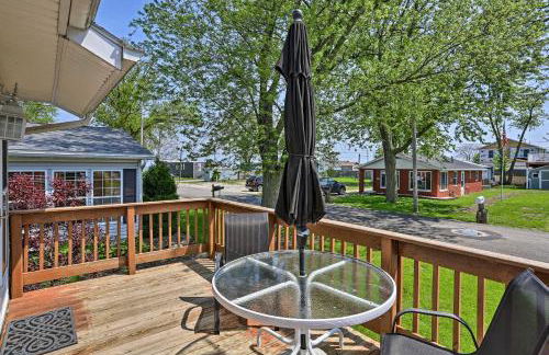 Home with Lake-View Deck by Camp Perry and Magee Marsh - Foto 22