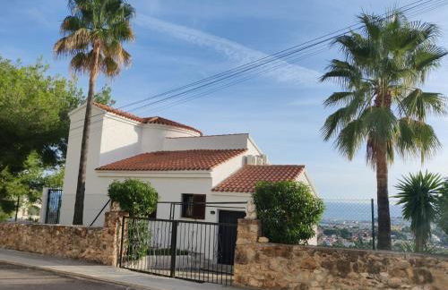 Villa with stunning sea views - Photo 23