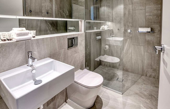 Encore Broadbeach - Photo 59