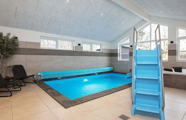 14 Person Holiday Home in Stroby - Foto 3