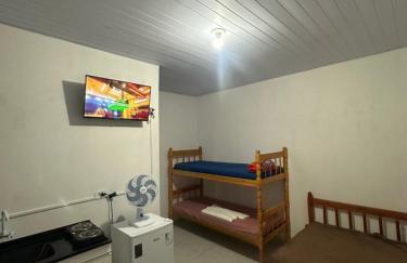 NOVO Ap Econômico em Paranaguá Completo com WiFi e Estacionamento Rotativo - Foto 6