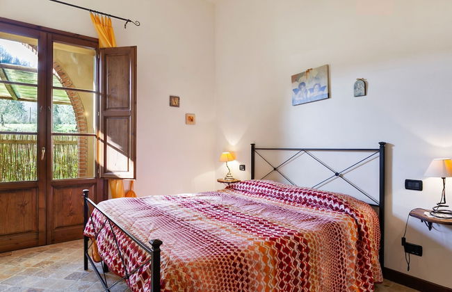 Tranquil Holiday Home in Chianni With Swimming Pool - Foto 12