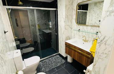 Stunning 2 bedroom Apartment with great design Sitges centre beach - Photo 15