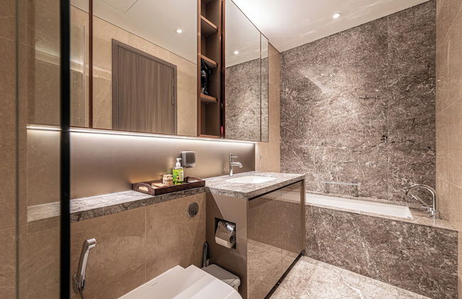 Emily Lim Tower Luxury Saigon Center - Photo 39