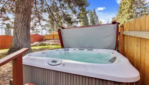 Magical McCall Retreat Near Golf Course and Lake - Foto 2