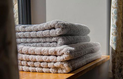 Middle Barn at Cusgarne Manor, adults only - Photo 10