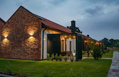 Apartamenty Pod Dębami Stadnina Koni SPA Jezioro i Morze Sarbsk - Photo 1