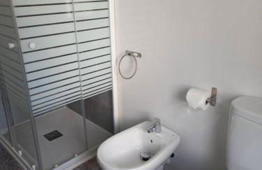 Apartamento cerca del puerto y del paseo - Photo 3